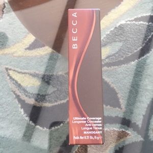 BECCA Ultimate Coverage longwear concealer